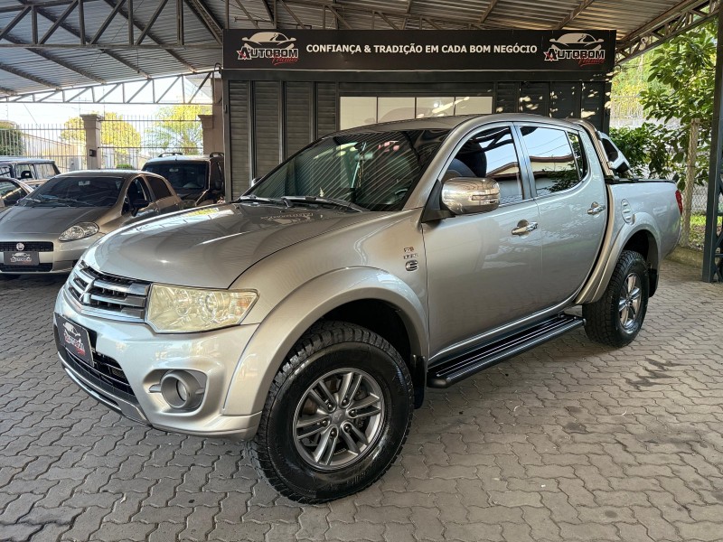 l200 2.5 sport hpe 4x4 cd 8v turbo intercooler diesel 4p automatico 2014 caxias do sul