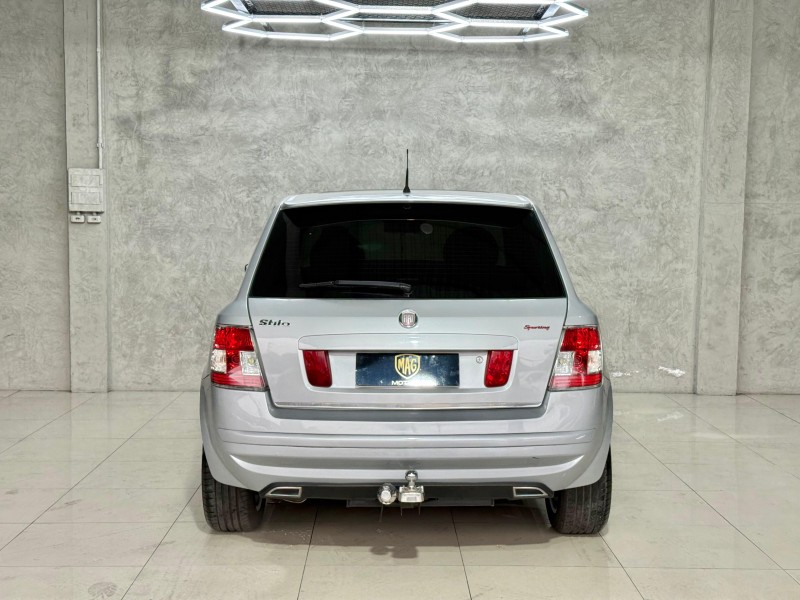 STILO 1.8 MPI 8V FLEX 4P AUTOMATIZADO - 2009 - CAXIAS DO SUL