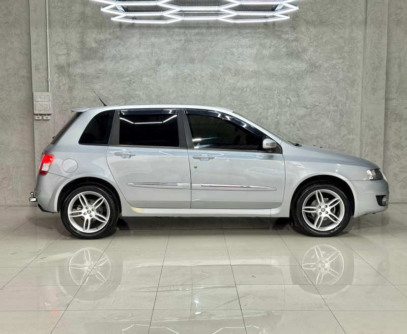 STILO 1.8 MPI 8V FLEX 4P AUTOMATIZADO - 2009 - CAXIAS DO SUL