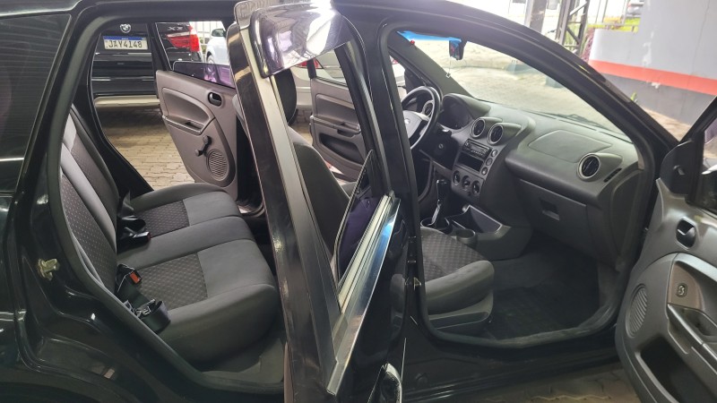 FIESTA 1.0 MPI 8V GASOLINA 4P MANUAL - 2005 - GARIBALDI