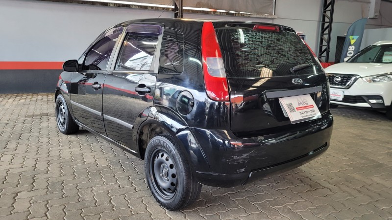 FIESTA 1.0 MPI 8V GASOLINA 4P MANUAL - 2005 - GARIBALDI