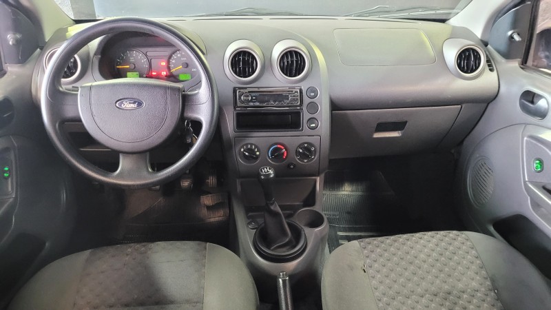FIESTA 1.0 MPI 8V GASOLINA 4P MANUAL - 2005 - GARIBALDI