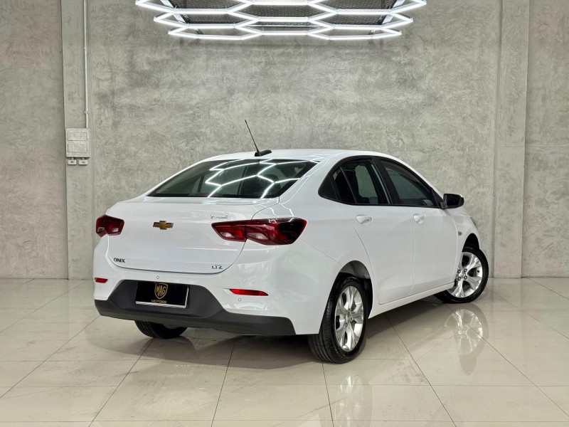 ONIX 1.0	LTZ PLUS 12V TURBO FLEX 4P AUTOMÁTICO - 2023 - CAXIAS DO SUL