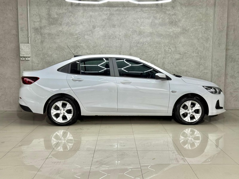 ONIX 1.0	LTZ PLUS 12V TURBO FLEX 4P AUTOMÁTICO - 2023 - CAXIAS DO SUL