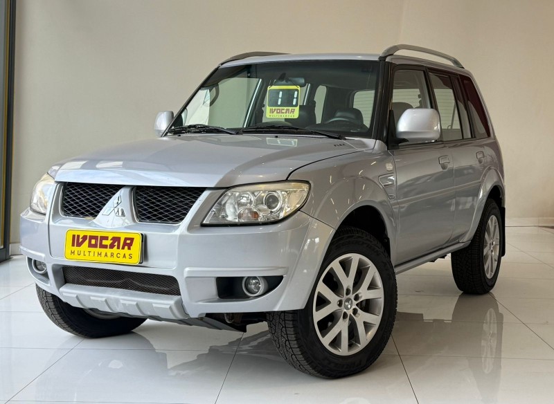 pajero tr4 2.0 4x4 16v 140cv flex 4p automatico 2010 vacaria