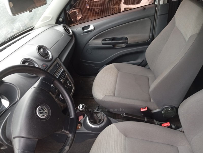 VOYAGE 1.6 MI TREND 8V FLEX 4P MANUAL - 2010 - CAXIAS DO SUL