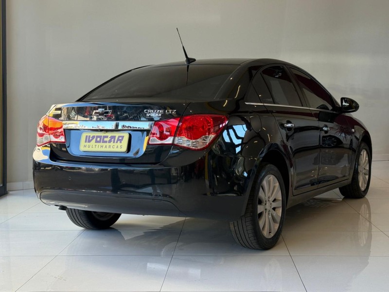 CRUZE 1.8 LTZ 16V FLEX 4P AUTOMÁTICO - 2013 - VACARIA