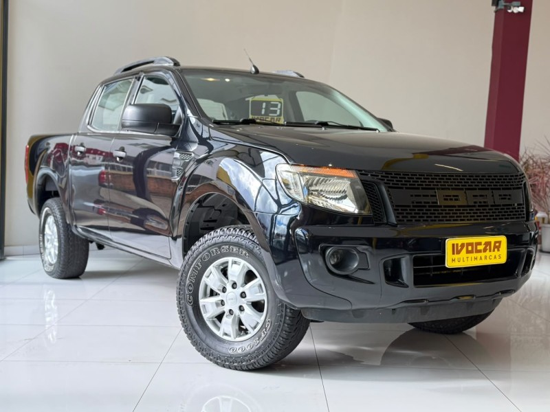 RANGER 2.5 XLS 4X2 CD 16V FLEX 4P MANUAL - 2013 - VACARIA