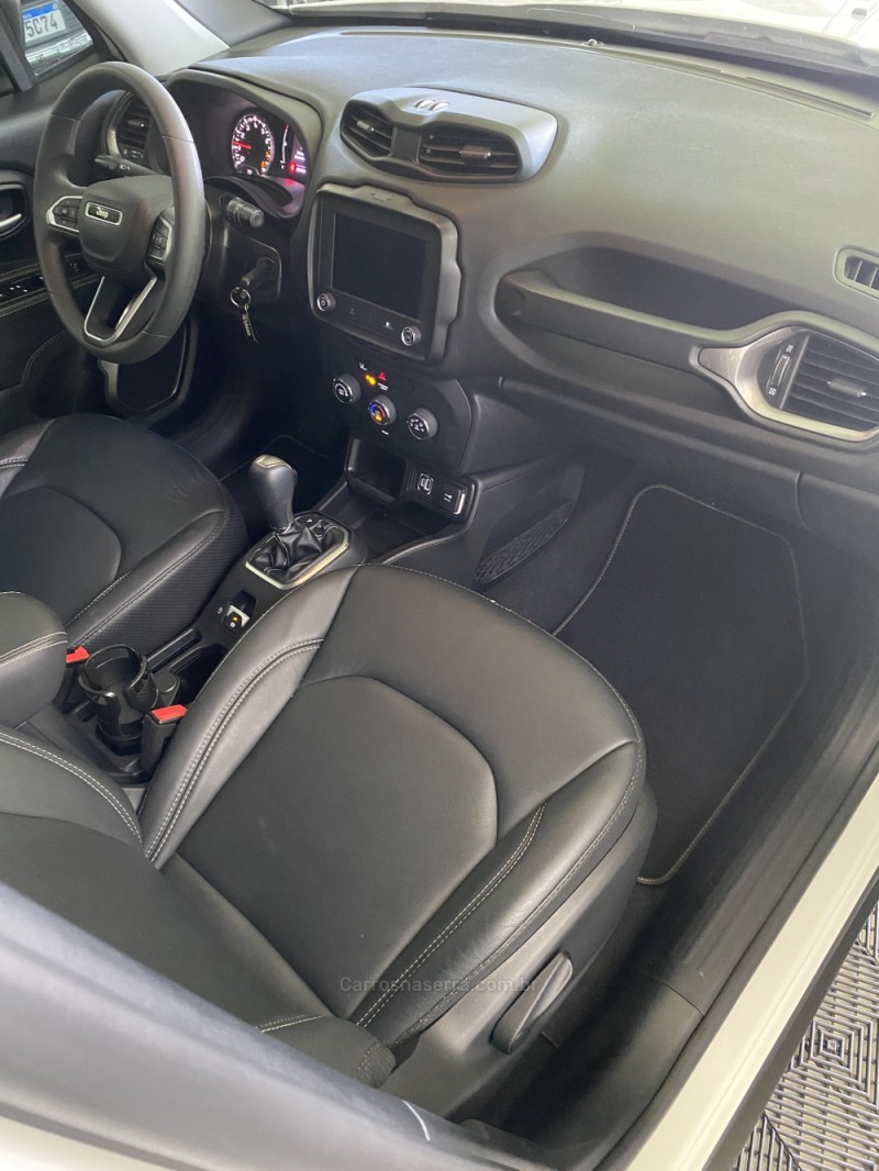 RENEGADE 1.3 SPORT T270 16V TURBO FLEX 4P AUTOMÁTICO - 2023 - VACARIA