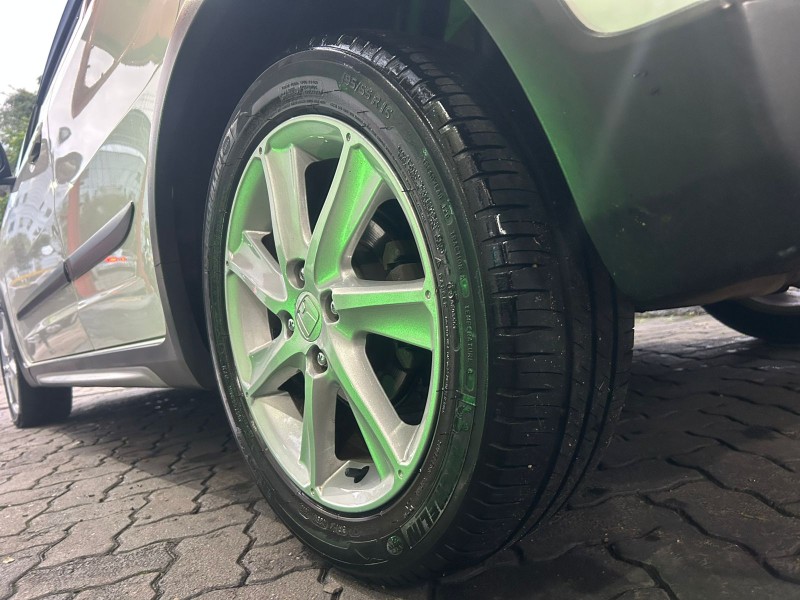 FIT 1.5 TWIST 16V FLEX 4P AUTOMÁTICO - 2014 - TRêS COROAS
