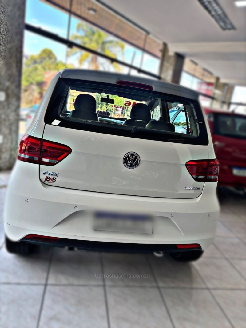 FOX 1.6 MSI COMFORTLINE 8V FLEX 4P AUTOMATIZADO - 2016 - NOVA PRATA