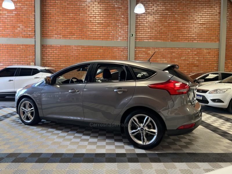 FOCUS 1.6 SE 16V FLEX 4P MANUAL - 2018 - BENTO GONçALVES
