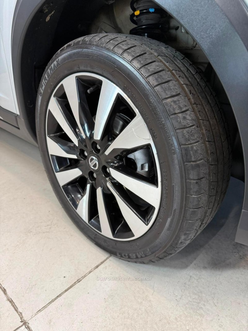 KICKS 1.6 16V FLEX SL 4P XTRONIC - 2017 - CAXIAS DO SUL
