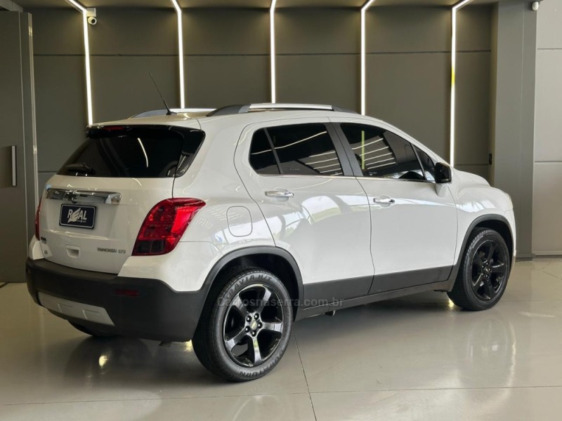 TRACKER 1.8 MPFI LTZ 4X2 16V FLEX 4P AUTOMÁTICO - 2015 - SAPIRANGA
