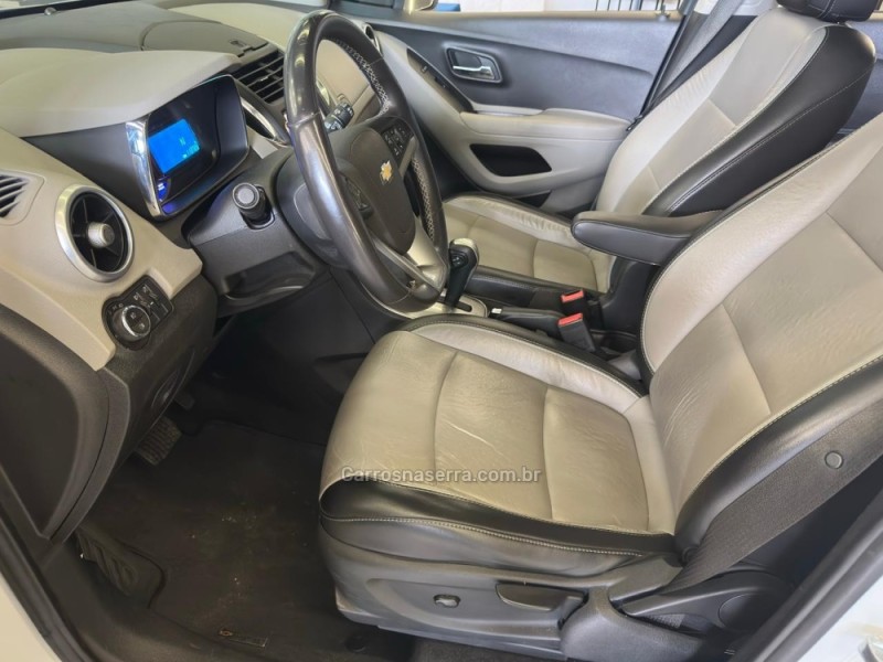 TRACKER 1.8 MPFI LTZ 4X2 16V FLEX 4P AUTOMÁTICO - 2015 - SAPIRANGA