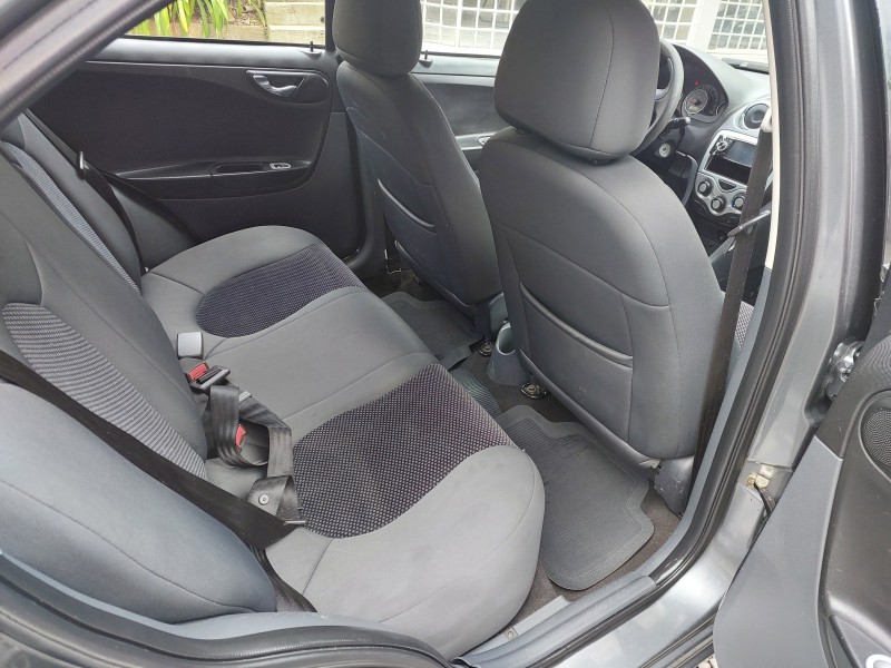 J3 1.4 16V GASOLINA 4P MANUAL - 2012 - BENTO GONçALVES