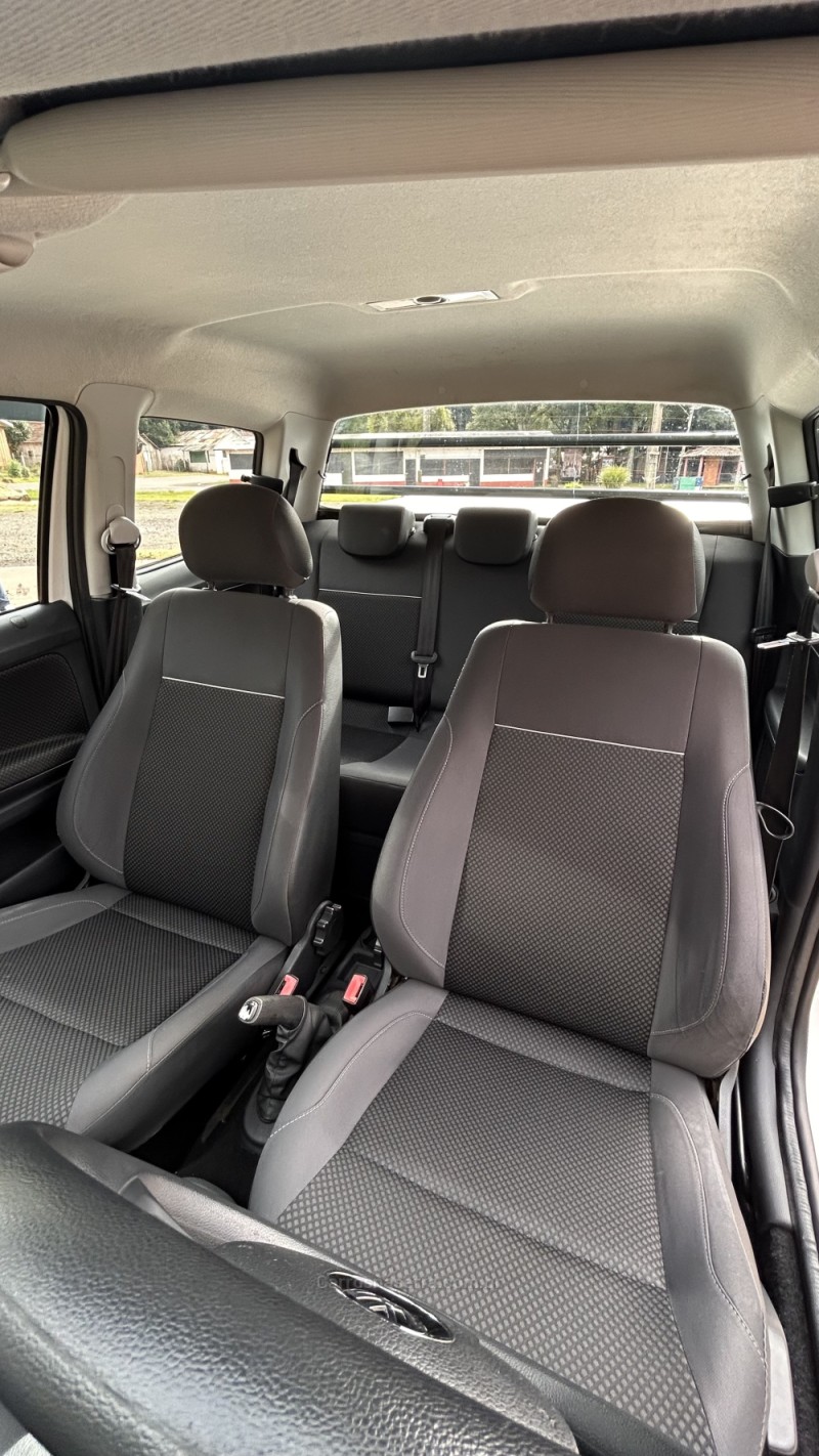 SAVEIRO 1.6 MI TRENDLINE CD 8V FLEX 2P MANUAL - 2017 - VACARIA
