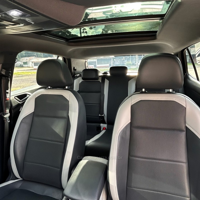 T-CROSS 1.4 HIGHLINE TSI 16V FLEX 4P AUTOMÁTICO - 2021 - VACARIA
