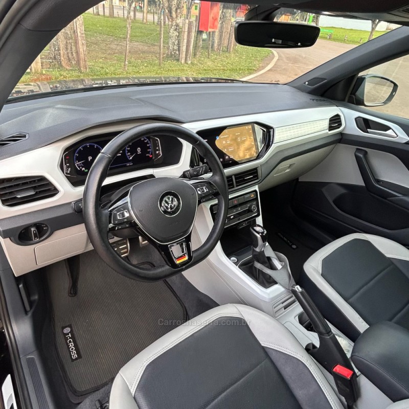 T-CROSS 1.4 HIGHLINE TSI 16V FLEX 4P AUTOMÁTICO - 2021 - VACARIA