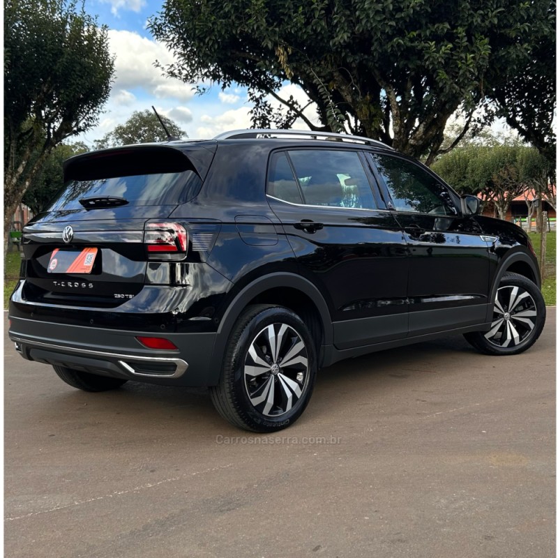T-CROSS 1.4 HIGHLINE TSI 16V FLEX 4P AUTOMÁTICO - 2021 - VACARIA