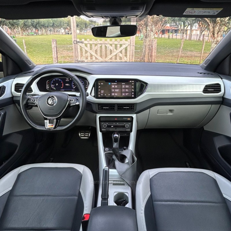 T-CROSS 1.4 HIGHLINE TSI 16V FLEX 4P AUTOMÁTICO - 2021 - VACARIA