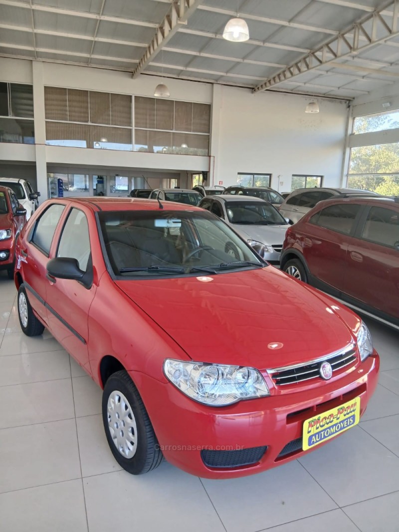 PALIO 1.0 MPI FIRE CELEBRATION 8V FLEX 4P MANUAL - 2014 - NOVA PETRóPOLIS