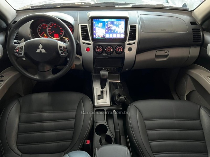 PAJERO DAKAR 3.2 HPE 4X4 7 LUGARES 16V TURBO INTERCOOLER DIESEL 4P AUTOMÁTICO - 2015 - CAXIAS DO SUL