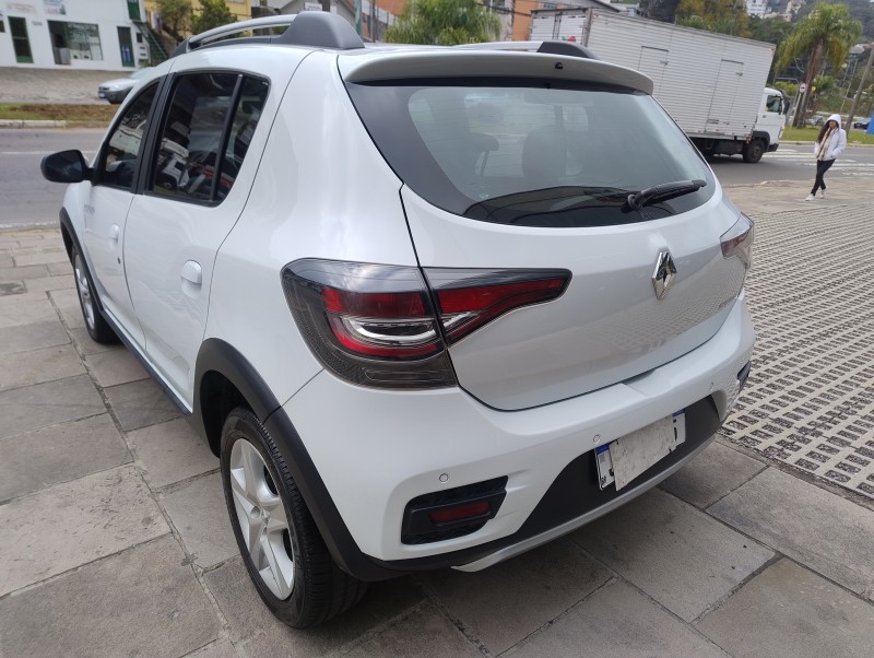 SANDERO 1.6 STEPWAY ZEN 16V FLEX 4P MANUAL - 2022 - CAXIAS DO SUL