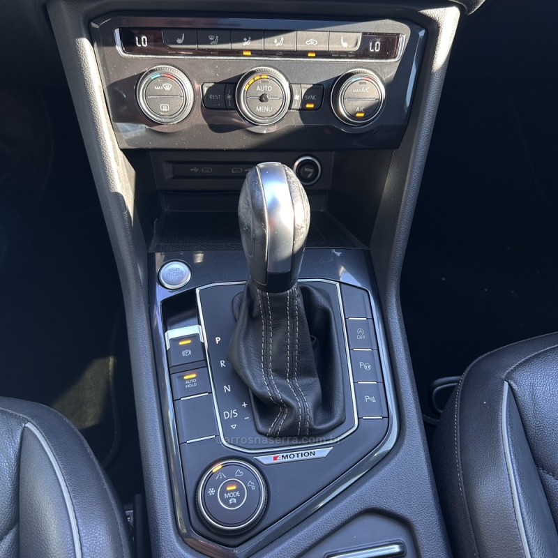 TIGUAN 2.0 ALLSPACE R-LINE 350 TSI 4X4 GASOLINA 4P - 2021 - VACARIA