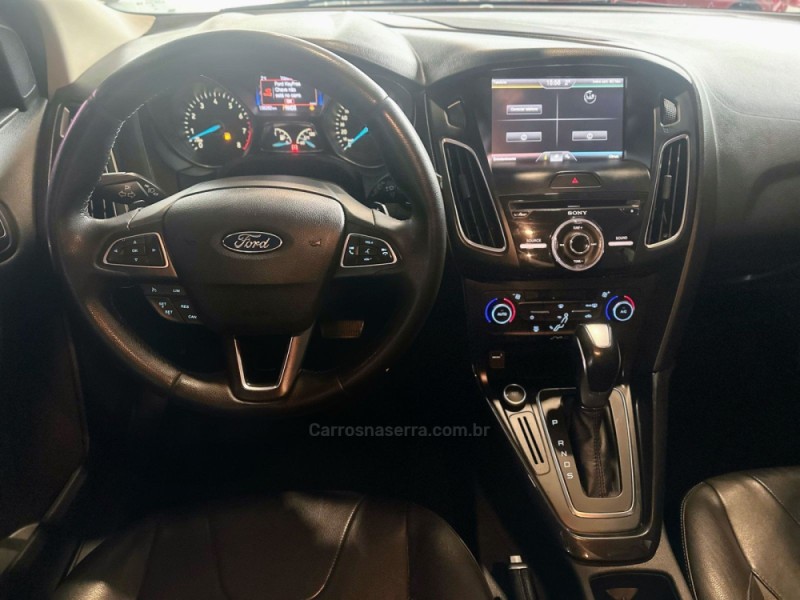 FOCUS 2.0 TITANIUM PLUS 16V FLEX 4P AUTOMÁTICO - 2016 - TRêS COROAS
