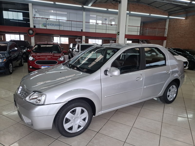 LOGAN 1.0 EXPRESSION 16V FLEX 4P MANUAL - 2010 - FARROUPILHA