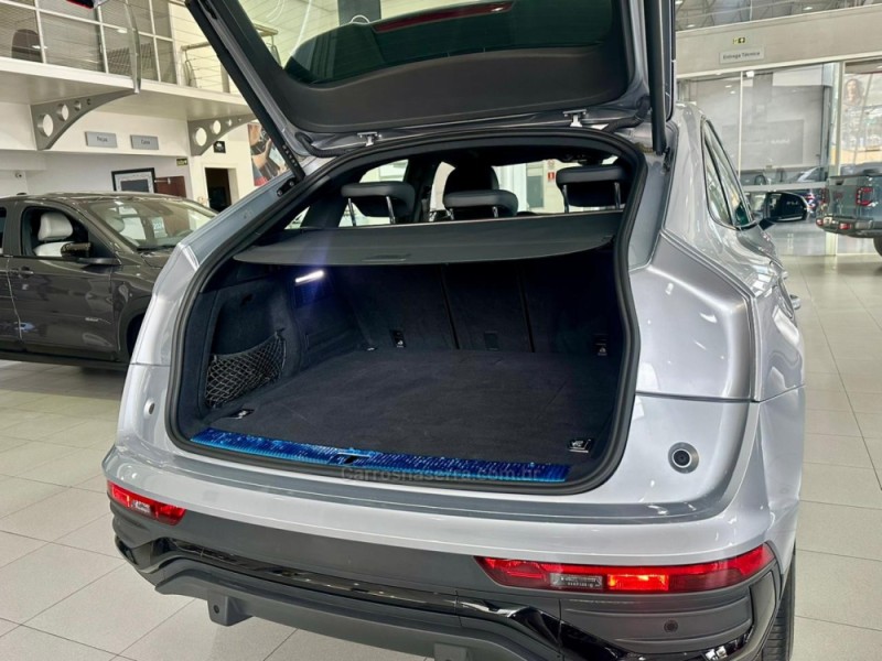 Q5 2.0 55 TFSI PHEV SPORTBACK PERFORMANCE BLACK QUATTRO HÍBRIDO 4P AUTOMÁTICO - 2024 - NOVO HAMBURGO
