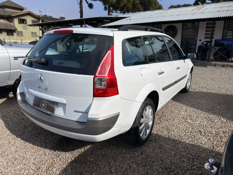 MÉGANE 1.6 DYNAMIQUE GRAND TOUR 16V FLEX 4P MANUAL - 2013 - CANELA