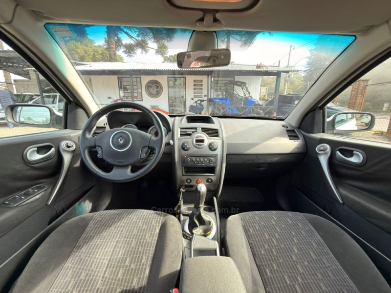 MÉGANE 1.6 DYNAMIQUE GRAND TOUR 16V FLEX 4P MANUAL - 2013 - CANELA