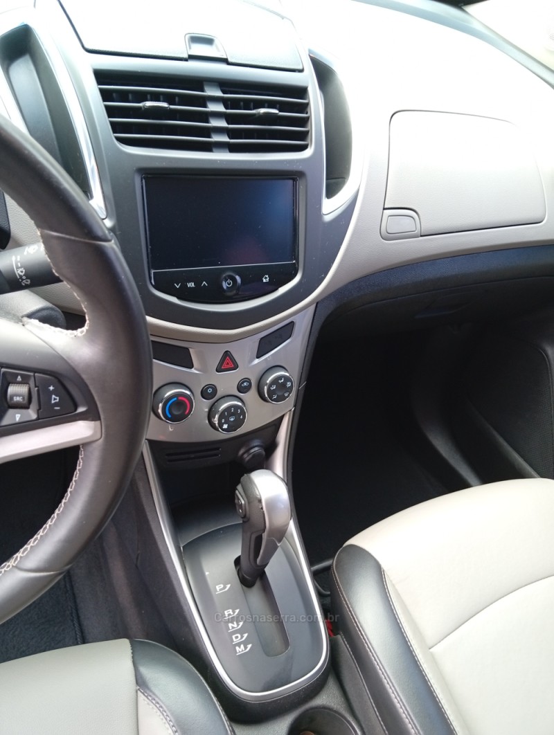 TRACKER 1.8 MPFI LTZ 4X2 16V FLEX 4P AUTOMÁTICO - 2014 - PASSO FUNDO