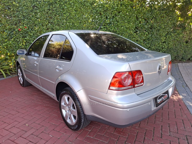 BORA 2.0 MI COMFORTLINE 8V 4P MANUAL - 2010 - ROLANTE