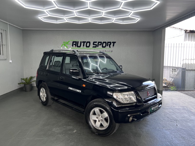 PAJERO TR4 2.0 4X4 16V 131CV GASOLINA 4P AUTOMÁTICO - 2006 - CAXIAS DO SUL