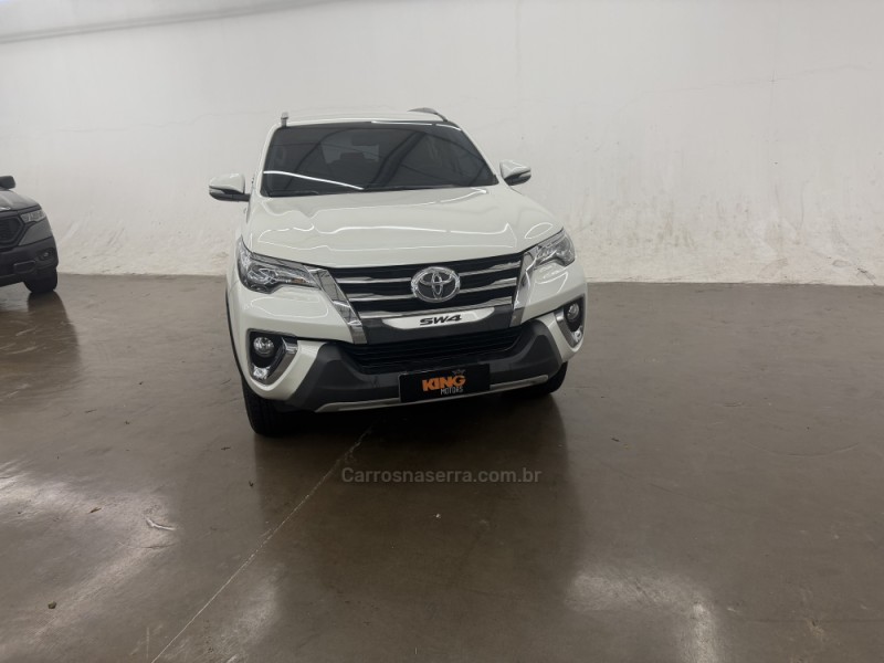 hilux sw4 2.8 srx 4x4 7 lugares 16v turbo intercooler diesel 4p automatico 2016 caxias do sul