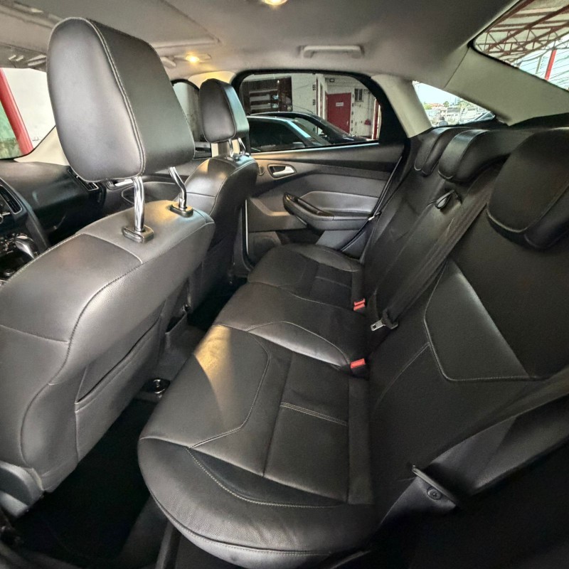 FOCUS 2.0 TITANIUM PLUS 16V FLEX 4P AUTOMÁTICO - 2016 - CAXIAS DO SUL
