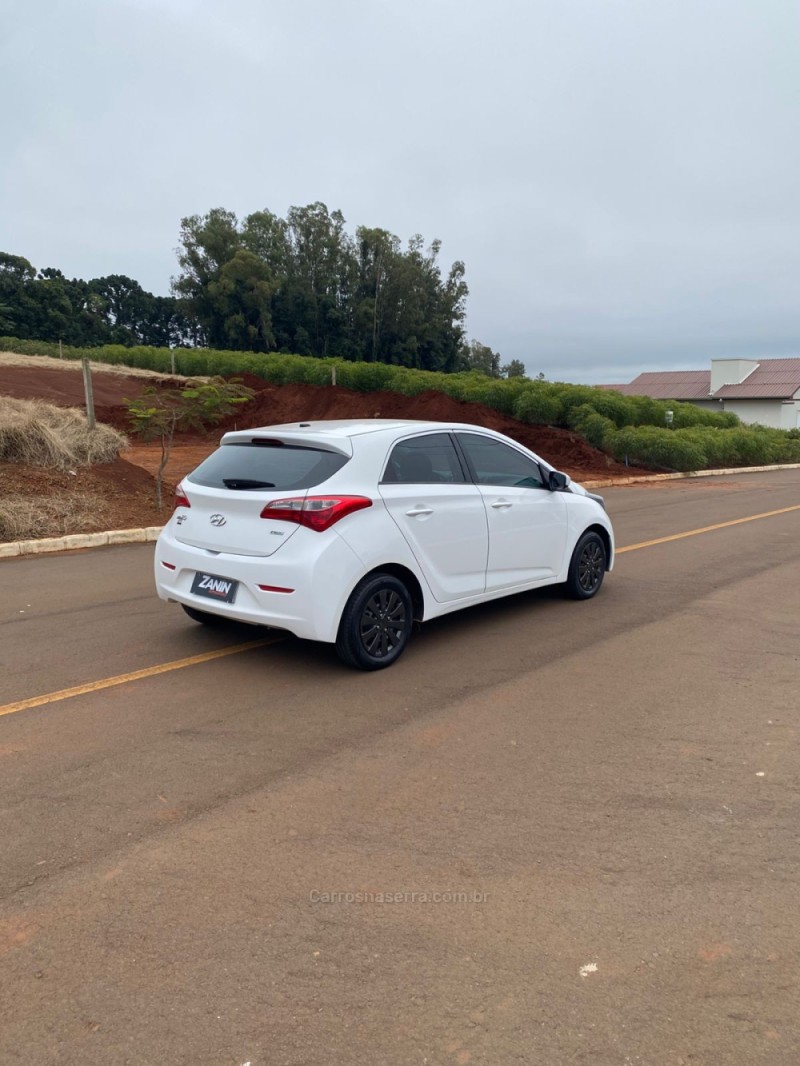 HB20 1.0 UNIQUE 12V FLEX 4P MANUAL - 2013 - SANANDUVA