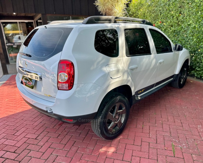DUSTER 1.6 EXPRESSION 4X2 16V FLEX 4P MANUAL - 2015 - ROLANTE