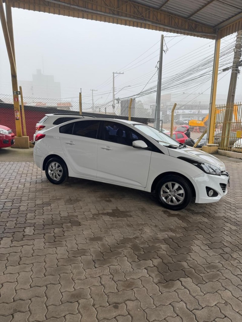HB20S 1.6 COMFORT PLUS 16V FLEX 4P MANUAL - 2015 - CAXIAS DO SUL