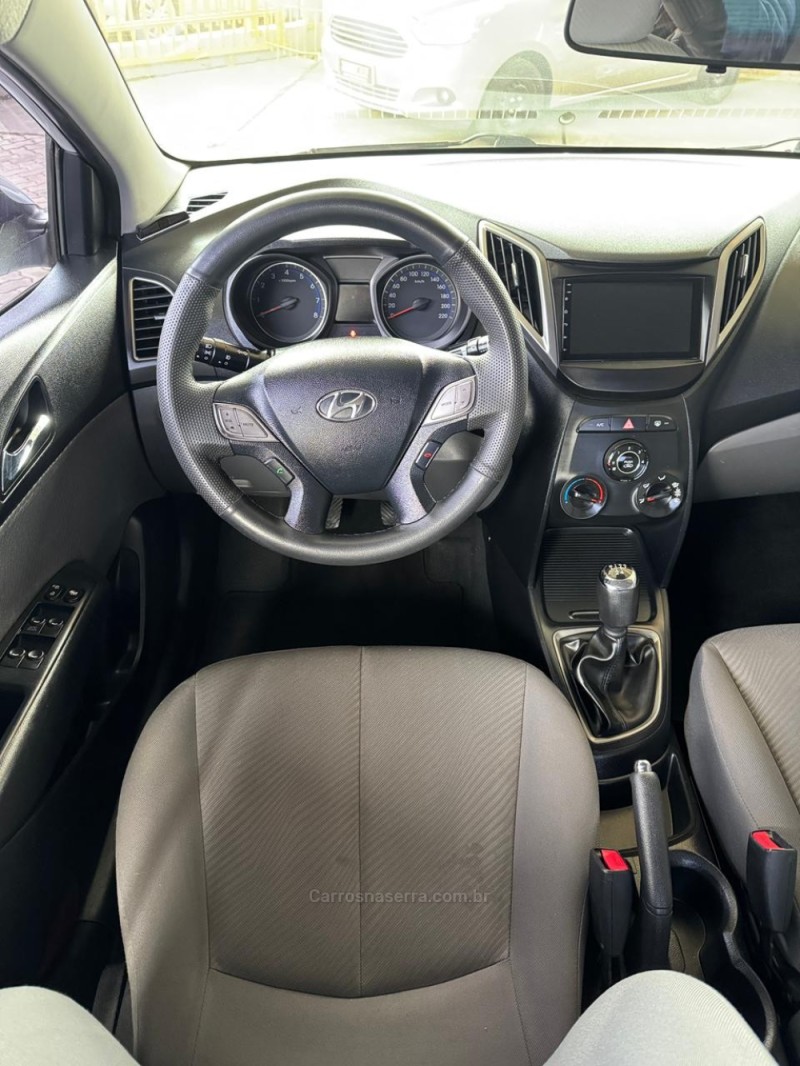 HB20S 1.6 COMFORT PLUS 16V FLEX 4P MANUAL - 2015 - CAXIAS DO SUL