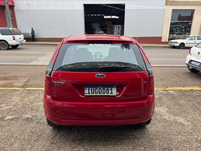 FIESTA 1.6 MPI 8V GASOLINA 4P MANUAL - 2013 - VACARIA