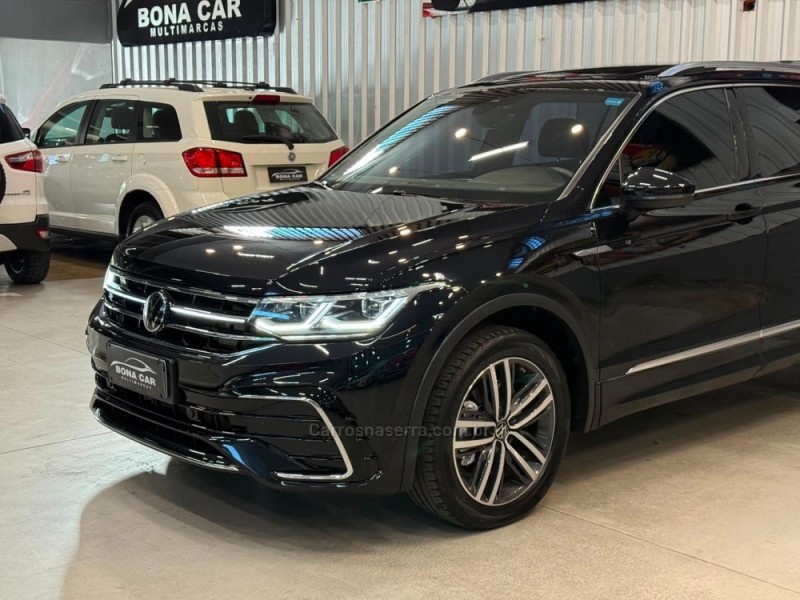 TIGUAN 2.0 ALLSPACE R-LINE 300 TSI GASOLINA 4P AUTOMÁTICO - 2024 - CAXIAS DO SUL