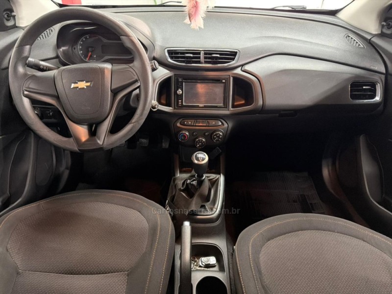 ONIX 1.4 MPFI LT 8V FLEX 4P MANUAL - 2014 - CAXIAS DO SUL