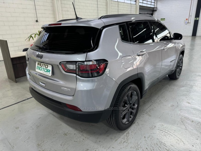 COMPASS 1.3 LONGITUDE DARK T270 16V TURBO 4X2 FLEX 4P AUTOMÁTICO - 2024 - CAXIAS DO SUL