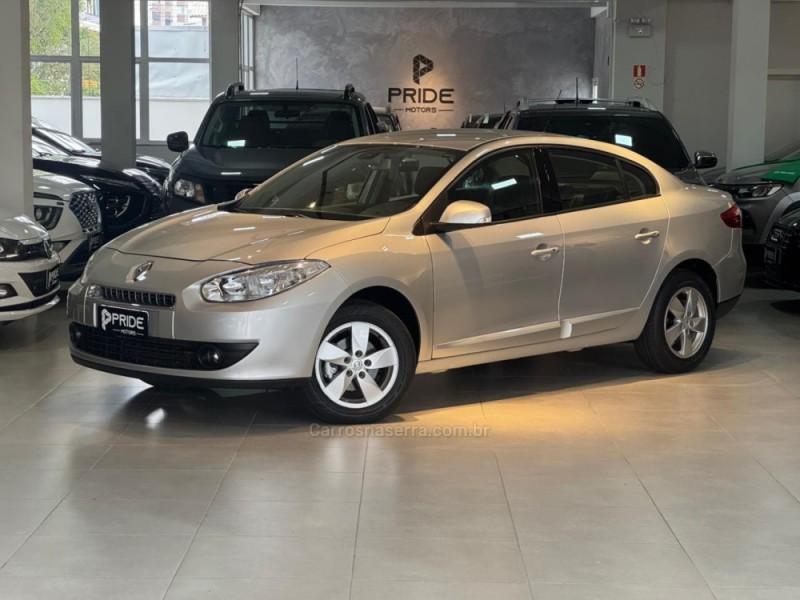 FLUENCE 2.0 DYNAMIQUE 16V FLEX 4P AUTOMÁTICO - 2014 - CAXIAS DO SUL