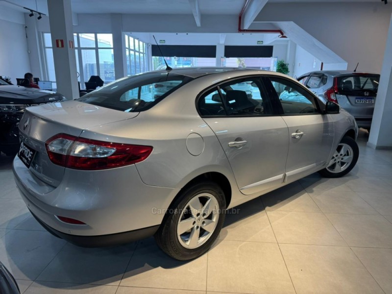 FLUENCE 2.0 DYNAMIQUE 16V FLEX 4P AUTOMÁTICO - 2014 - CAXIAS DO SUL