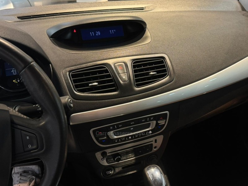 FLUENCE 2.0 DYNAMIQUE 16V FLEX 4P AUTOMÁTICO - 2014 - CAXIAS DO SUL